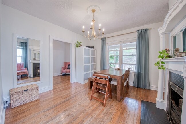 Building Photo - 911 Nevin Ave