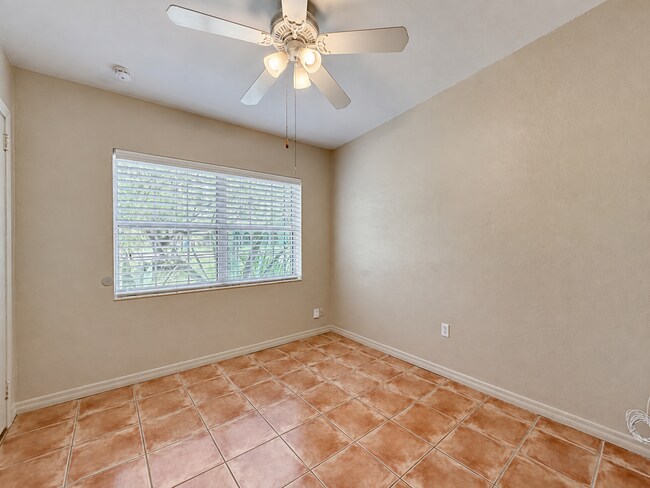 Building Photo - 647 San Juan Blvd