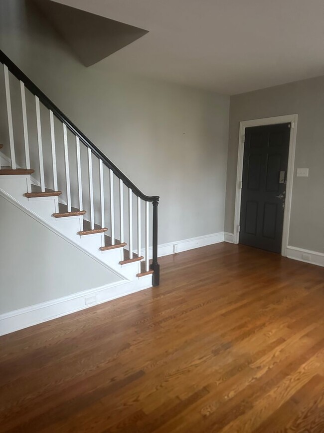 Building Photo - Charming Corner Townhome in Wilmington's N...