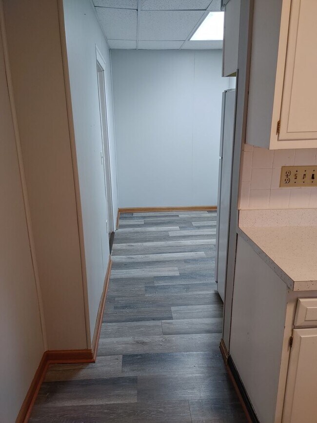 Building Photo - 2317 Broad St