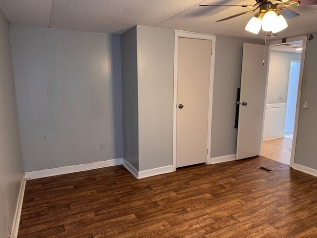 Building Photo - 2 BED, 2 BATH MOBILE HOME LOCATED IN ASHEBORO ON SOUTH LAKE DR!