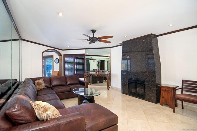 Building Photo - 20 S Cays Ct