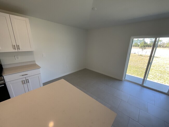 Building Photo - 17236 Cantu Ct