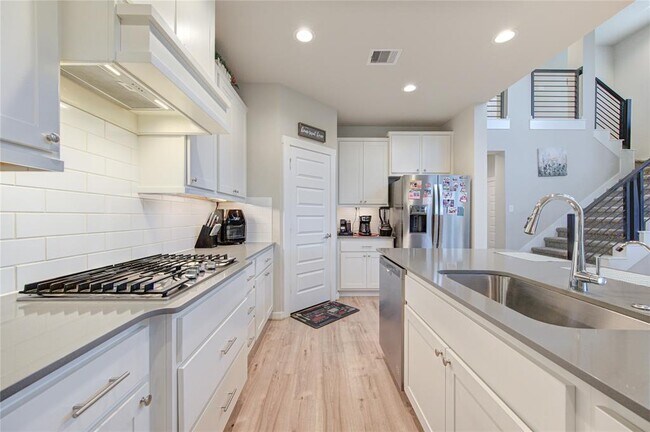 Building Photo - 3003 Schultz Manor Ln