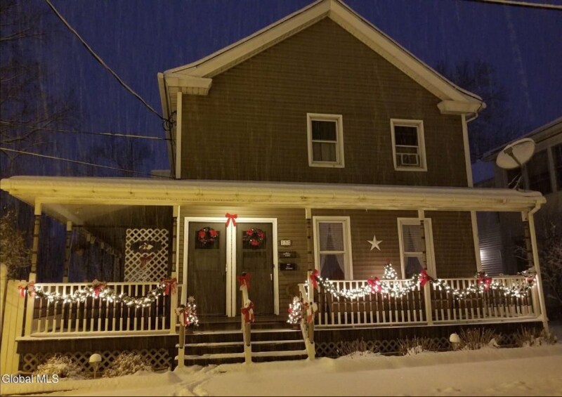 Building Photo - 3 9th St