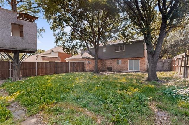 Building Photo - 2302 Dana Dr