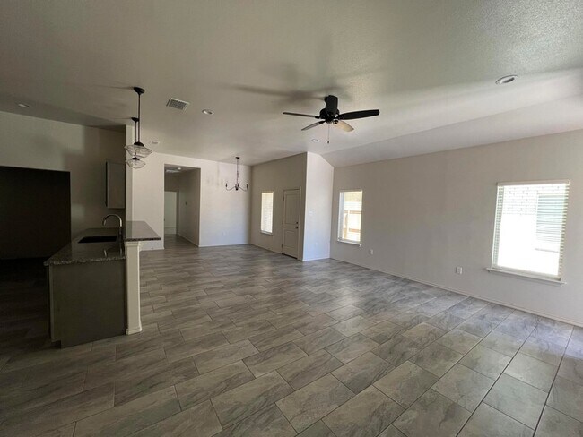 Building Photo - 2602 136th St