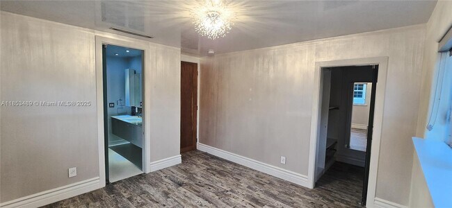 Building Photo - 11700 NW 15th Ct