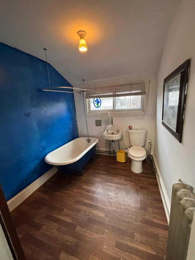 Building Photo - 7234 Hazel Ave