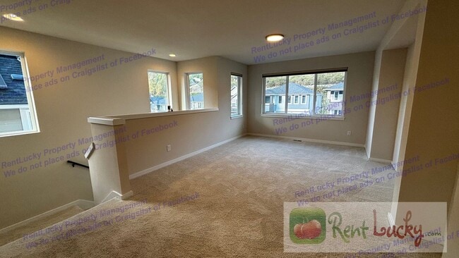 Building Photo - STUNNING 4-Bedroom Lake Tapps Home w/2-Car...