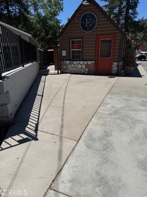 Building Photo - 23775 Lake Dr