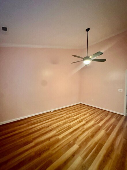Building Photo - 9472 Black Hawk Ct