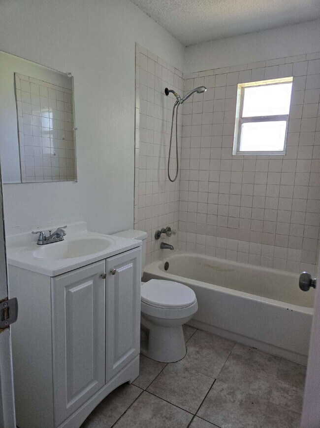 Building Photo - 3515-3517 Rose Rd