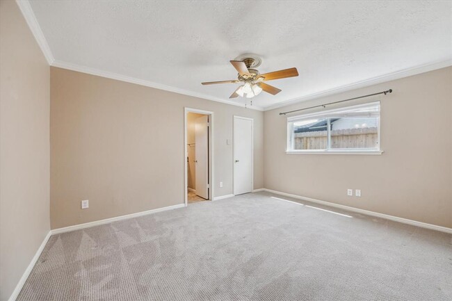 Building Photo - 14130 Britoak Ln