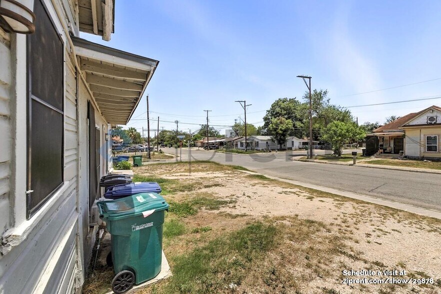 Building Photo - 603 Gladstone Ave