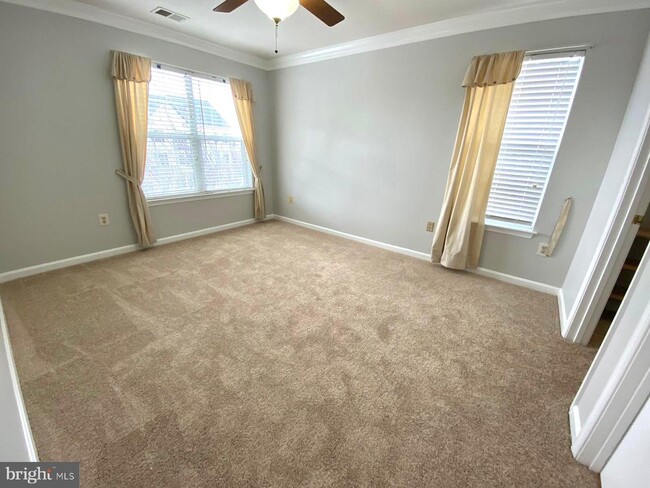Primary Photo - 13205 Cloppers Mill Dr