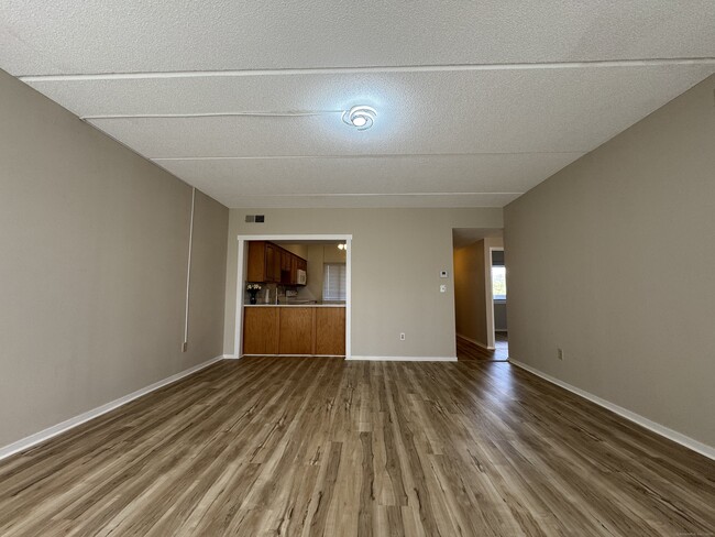 Building Photo - 85 Viscount Dr