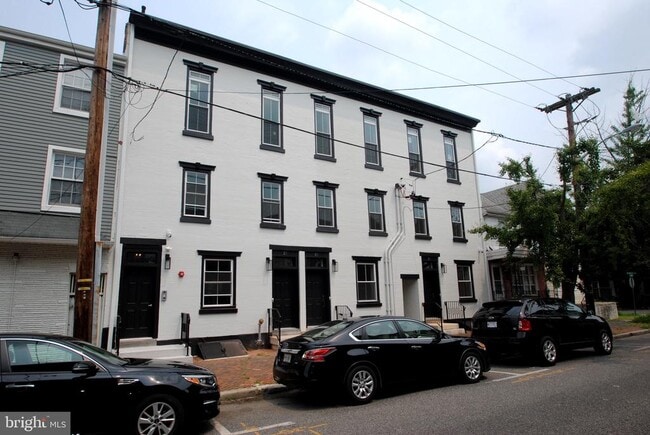 Building Photo - 23 E Union St