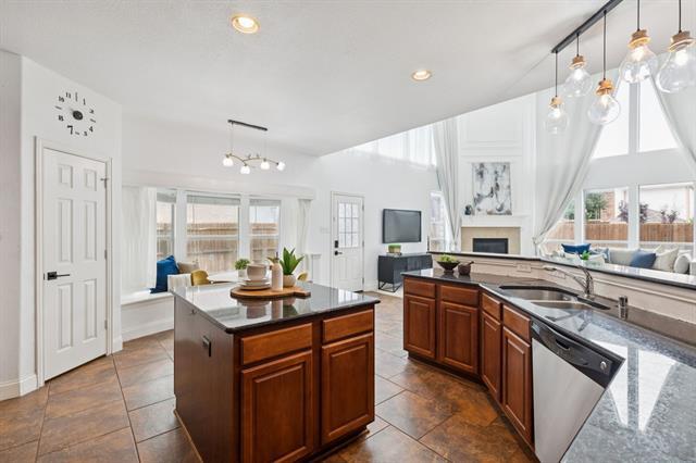 Building Photo - 5312 Ridgeson Dr