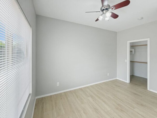 Building Photo - Pecan Creek - 5 Bedroom 3 Bathroom Home!