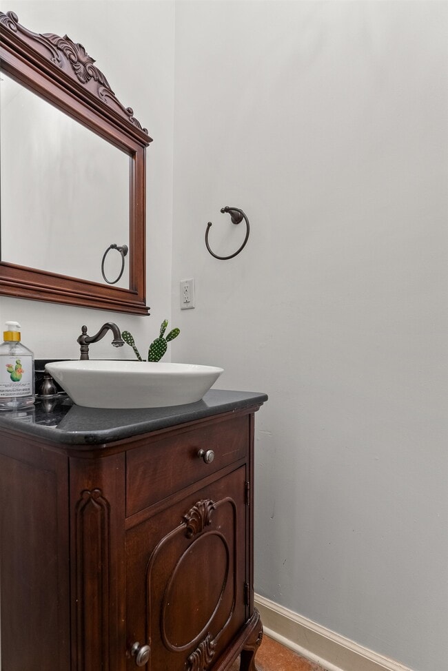 Building Photo - 1044 S Rembert St