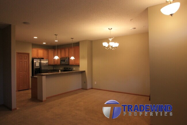 Building Photo - 11040 Fergus St NE