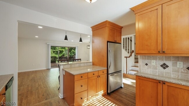 Building Photo - 209 Amherst Ct