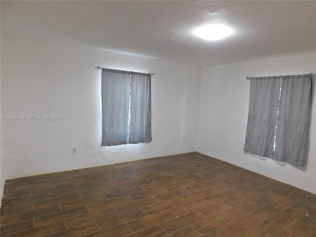 Building Photo - 10945 NW 19th Ave