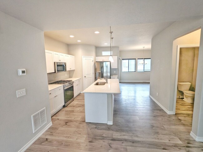 Building Photo - 7519 Mount Elbert Pt