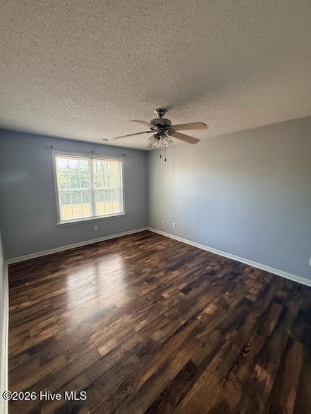 Building Photo - 200 Commons Ct