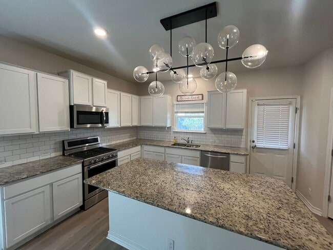 Building Photo - Spacious 4-Bedroom, 3-Bath Two-Story Home, 2,702 Sq Ft with Office & Covered Patio