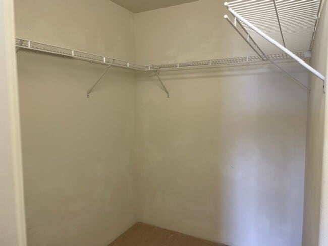 Building Photo - $4,000 / Beautiful 3 bedrm/2 bath home wit...