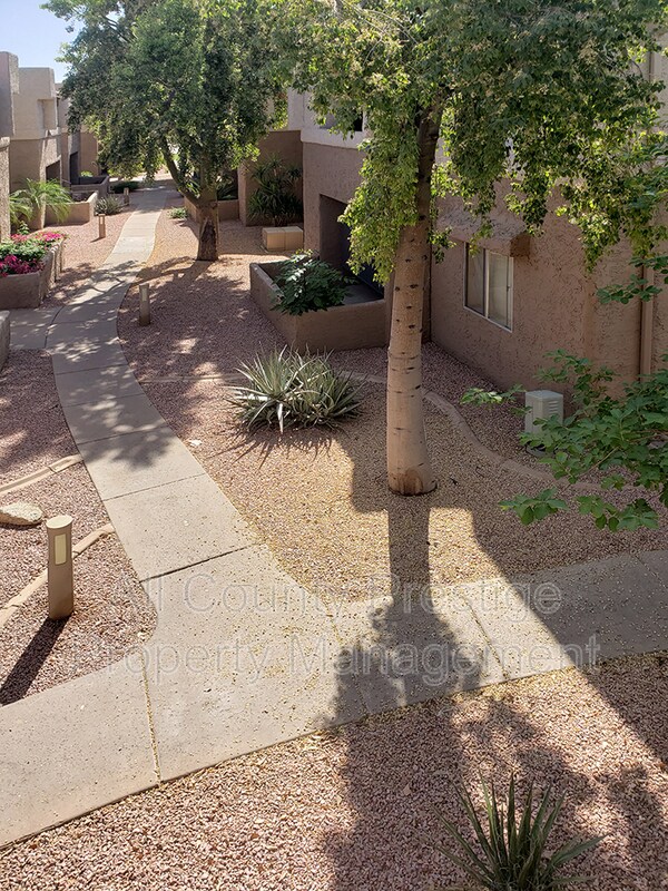 Building Photo - 4554 E Paradise Village Pkwy N