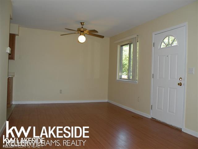 Building Photo - 2012 Orchard Crest St