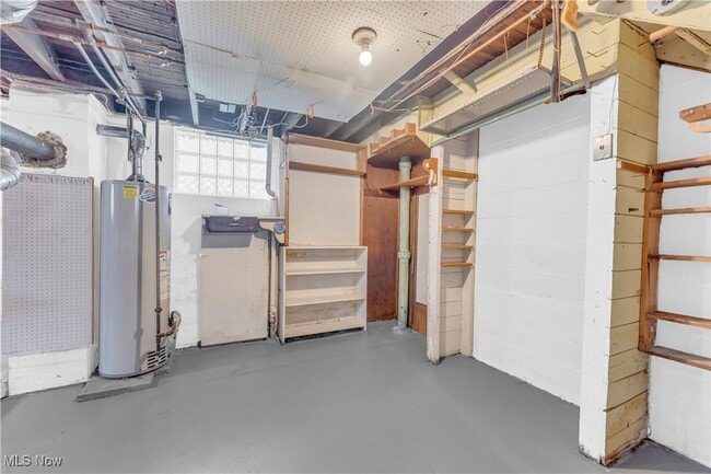 Building Photo - 5181 Clement Ave