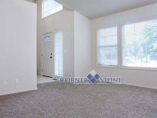 Building Photo - 12128 W Emerson Dr