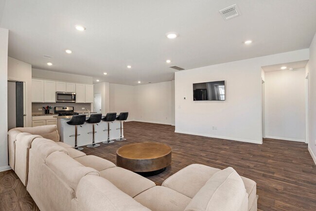 Building Photo - 19601 Abigail Fillmore Rd