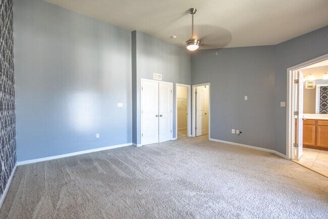 Building Photo - Lovely 3 BR/2.5 BA Townhome in Lanham!