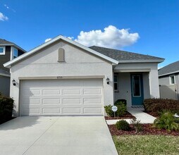 Building Photo - Beautiful 3/2 in Lakeland!