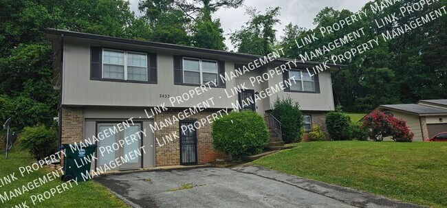 Building Photo - 2433 Meade Cir