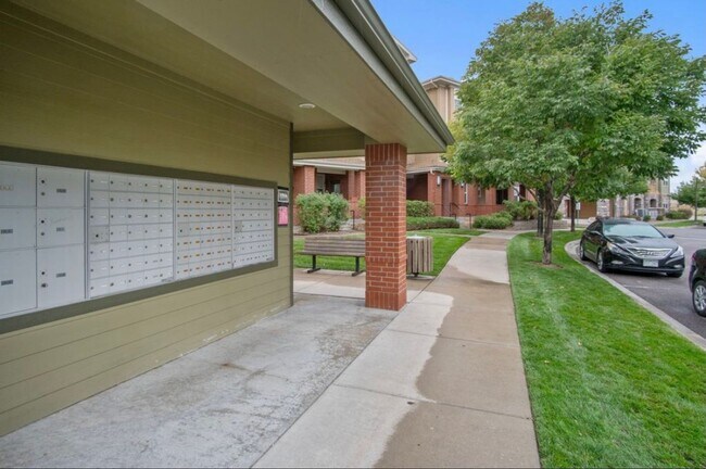 Building Photo - 15470 Canyon Rim Dr