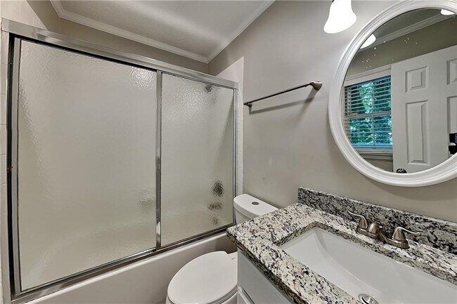 Building Photo - 2169 Winding Creek Ln SW