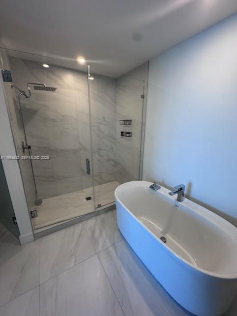 Building Photo - 17550 Collins Ave