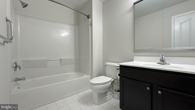 Building Photo - 938 Dutch Dr