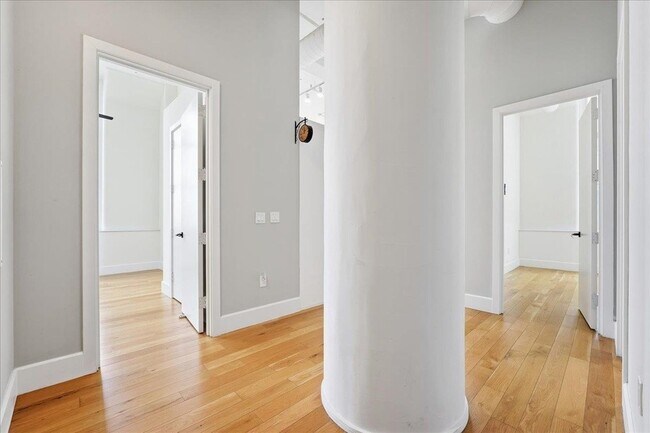 Building Photo - 50 Dey St