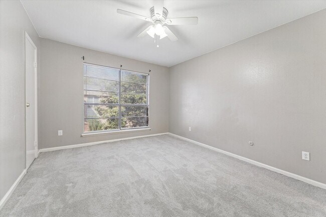 Building Photo - 8801 Hammerly Blvd