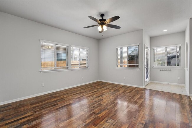 Building Photo - 256 Pelican Bay Cir