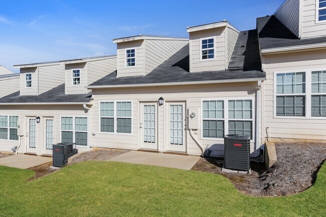 Building Photo - 3 Madaline Ln