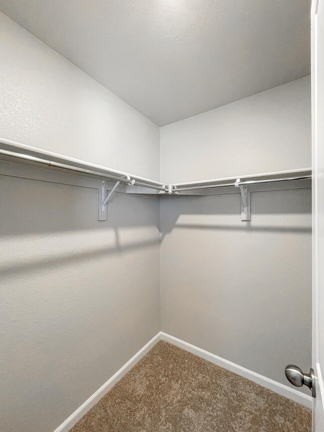 Building Photo - 27226 E Bayaud Ave
