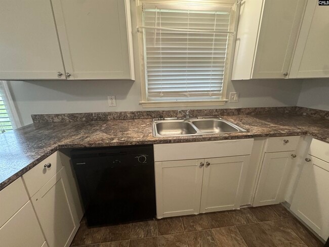 Building Photo - 3116 Plantation Dr